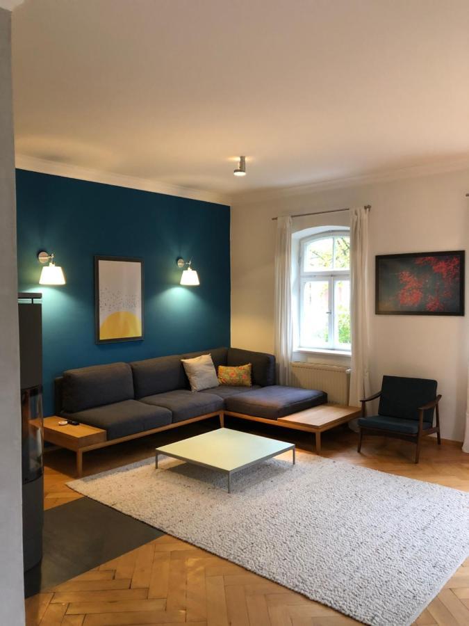 Haus Mit Geschichte In Maehring Apartment Exterior foto